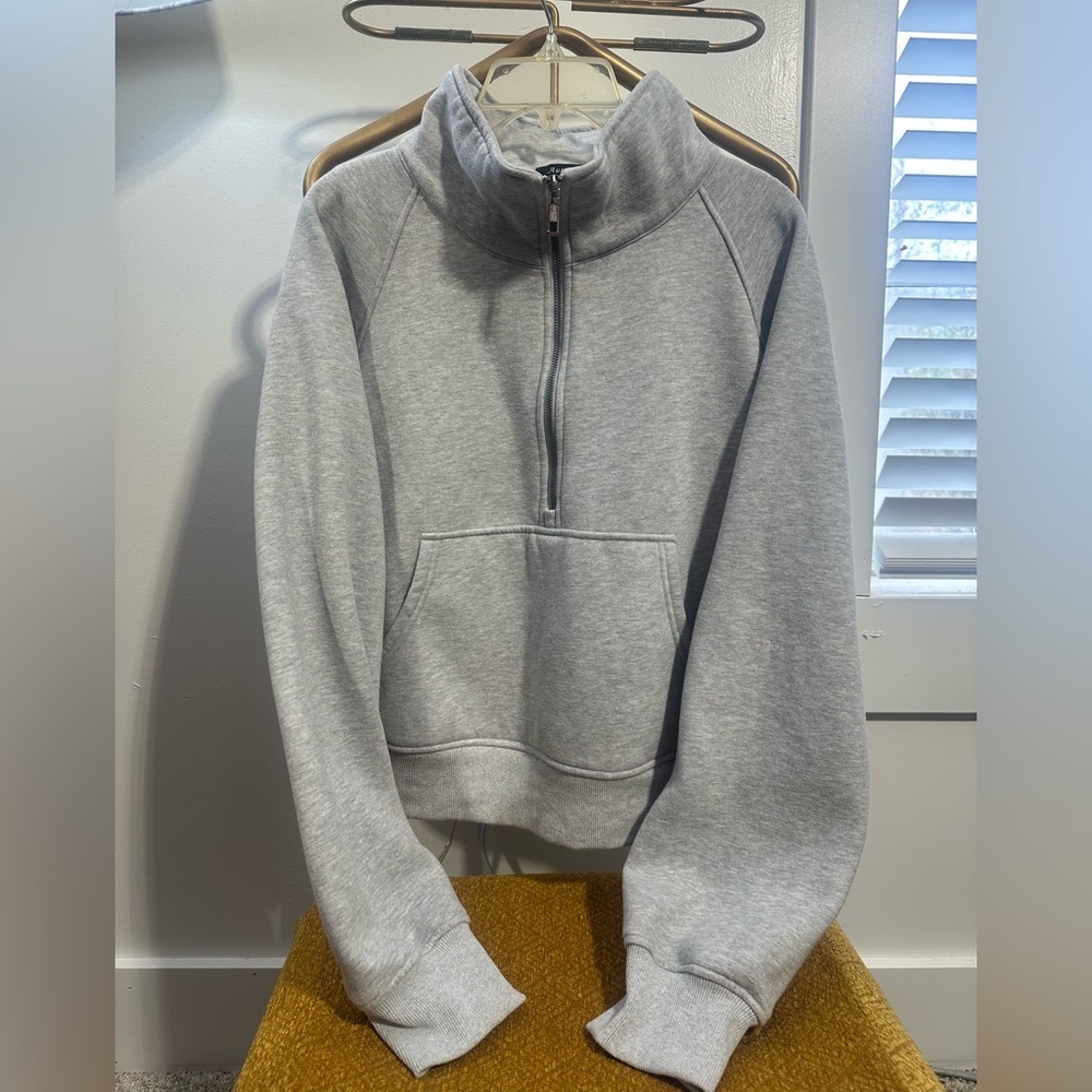 Heather Gray Half Zip Pullover Size XL NWOT